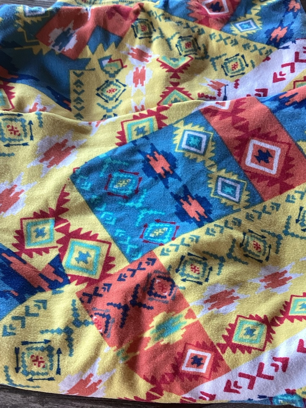 LuLaRoe Women’s Leggings in TC2